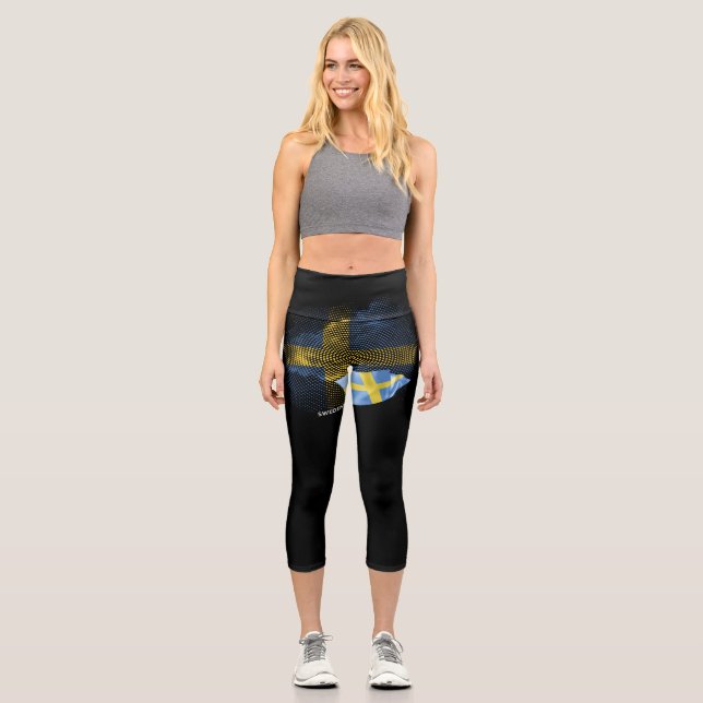 Sweden flag capri leggings (Front)