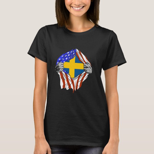 Sweden Flag Chest USA America Swedish Pride Swedis T-Shirt (Front)
