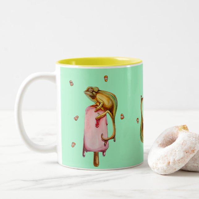 sweet chameleon Two-Tone coffee mug (With Donut)