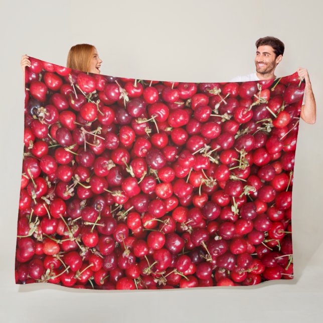 Sweet cherry pattern fleece blanket (In Situ)