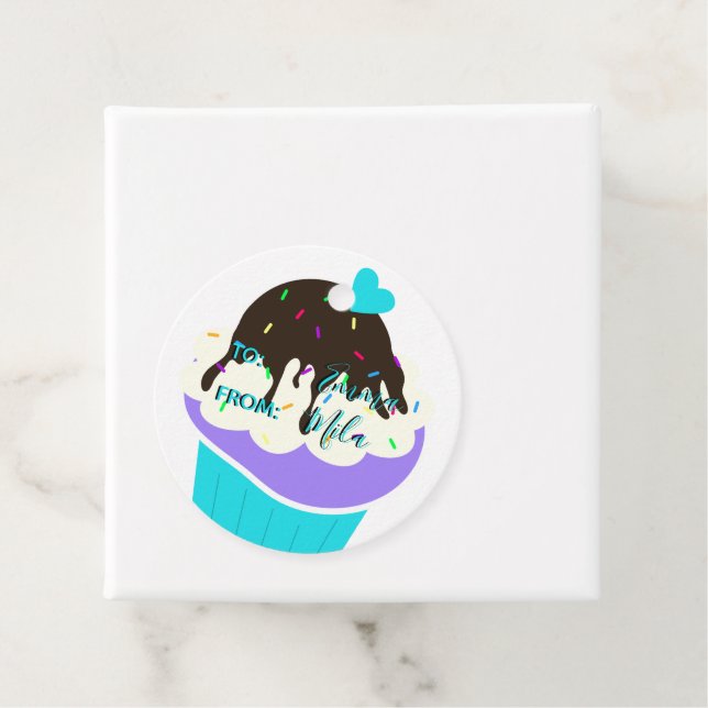Sweet Cupcake Favour Tags (In Situ)