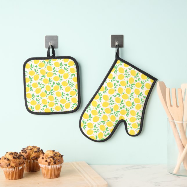 Sweet Lemons Leaf Pattern Oven Mitt & Pot Holder Set (Insitu(Hanging))