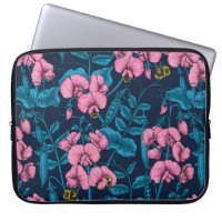 Sweet peas and bumblebees, pink and blue