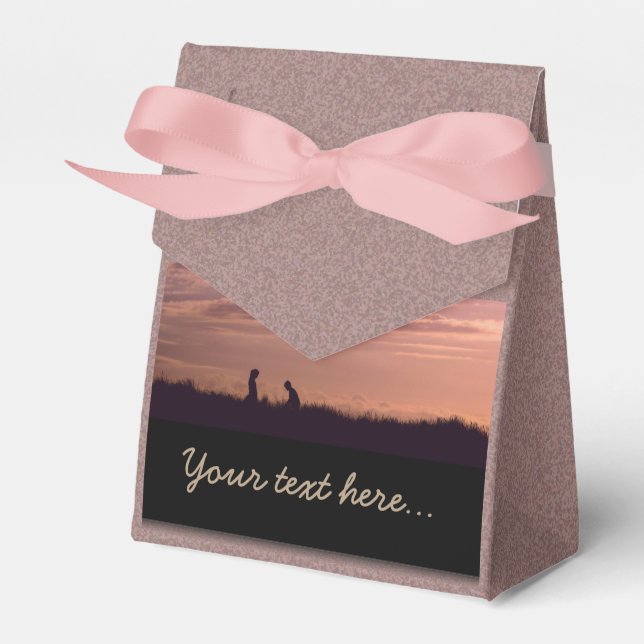 Sweet Sunset Silhouette People Favour Box (Front Side)