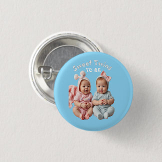 Sweet Twins in Coordinated Pastels 3 Cm Round Badge