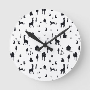 Sweet winter round clock