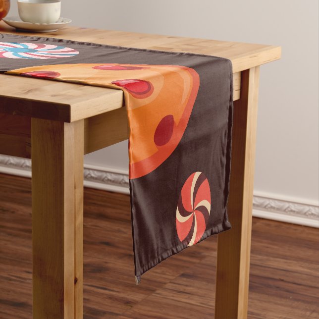 Sweets 4 short table runner (In Situ)