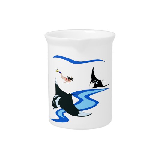 Swimming with Manta Pitcher