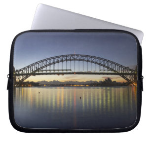 Sydney Harbour Bridge and Sydney Opera House at Laptop Sleeve