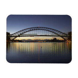 Sydney Harbour Bridge and Sydney Opera House at Magnet