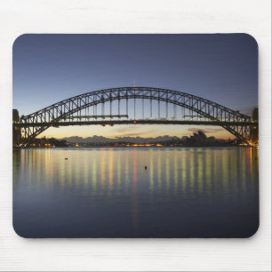 Sydney Harbour Bridge and Sydney Opera House at Mouse Pad