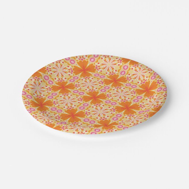 Symmetrical geometric pattern with orange and whit paper plate (Angled)