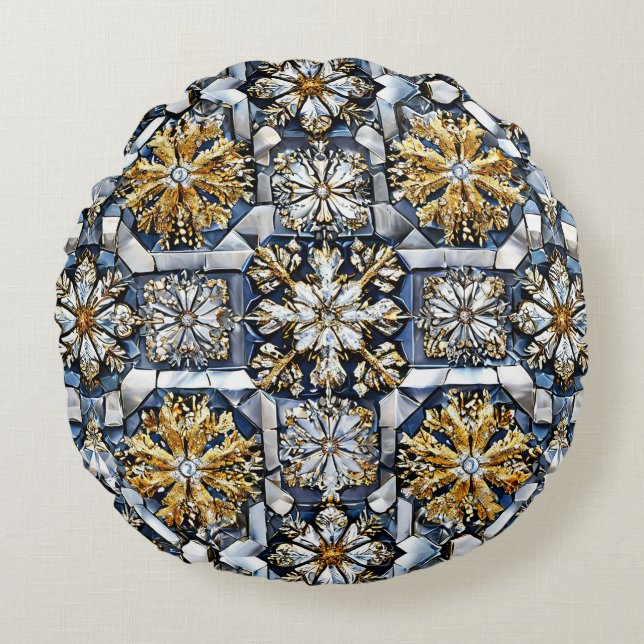 Symmetrical snowflake pattern round cushion (Front)