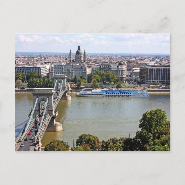 Szechenyi Chain Bridge, Budapest, Hungary Postcard (Front)