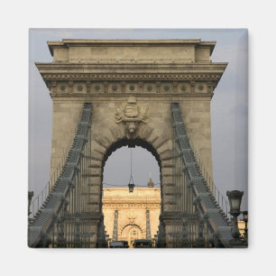 Szechenyi lanchid Szechenyi Chain Bridge), Magnet