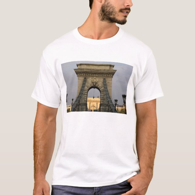 Szechenyi lanchid Szechenyi Chain Bridge), T-Shirt (Front)