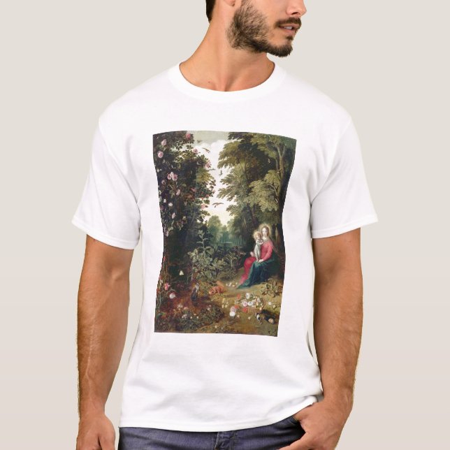 T32789 The Madonna and Child in a Landscape (panel T-Shirt (Front)