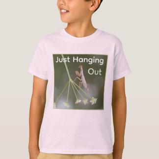 T-Shirt - Just Hanging Out