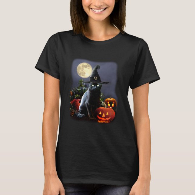 T-shirt with Halloween Cat and Pumpkins (Front)