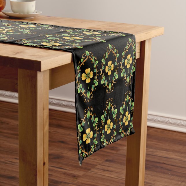 Table Runner (In Situ)