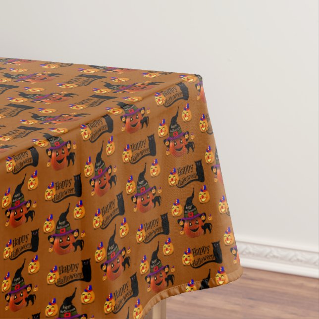 Tablecloth Halloween (In Situ)
