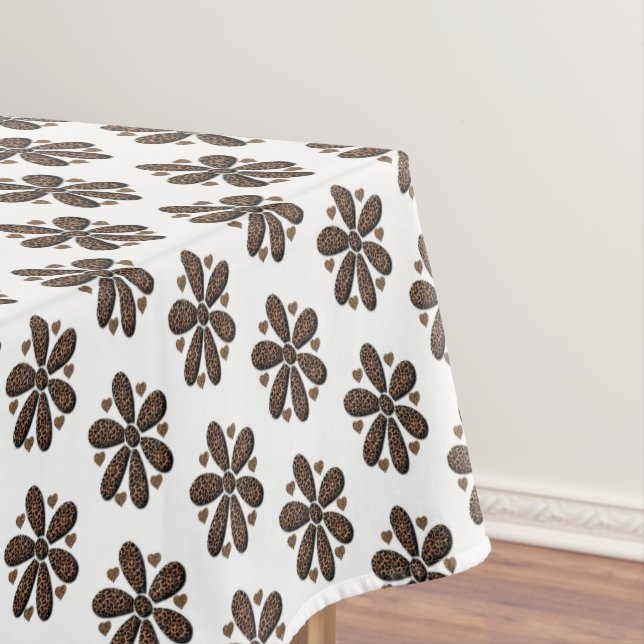 Tablecloth Leopard (In Situ)