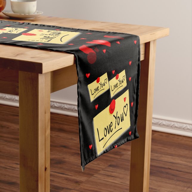 Tablecloth Runner Valentines (In Situ)