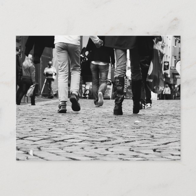 Tag 014: Bewegung Postcard (Front)