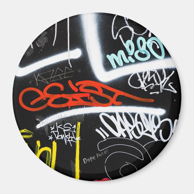 tagged magnet (Front)