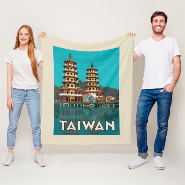 Taiwan | Dragon And Tiger Pagodas Fleece Blanket (In Situ)