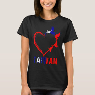 Taiwan Flag Heart Vintage Taiwaneses  Taiwan T-Shirt