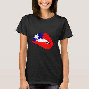 Taiwanese Flag Taiwan Lip Taiwanese Roots Taiwanes T-Shirt