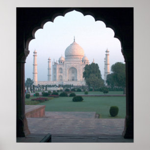 Taj Mahal at daybreak Poster