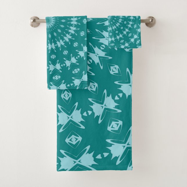Tanager Turquoise and Teal Blue Abstract Pattern M Bath Towel Set (Insitu)