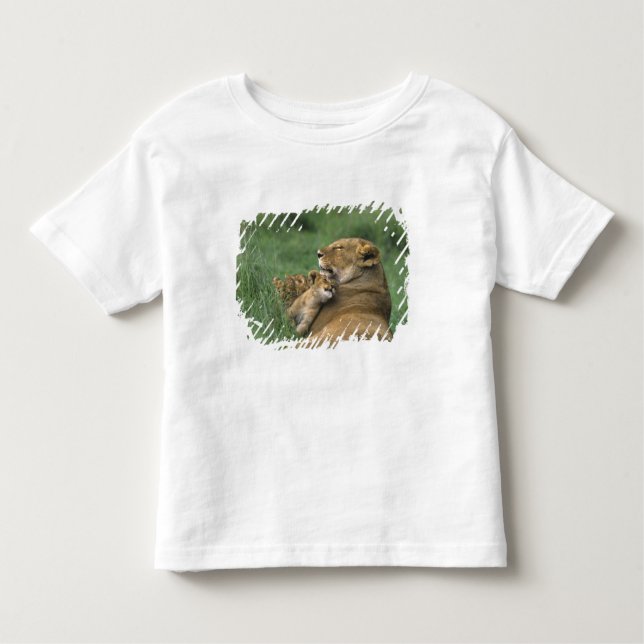 Tanzania, Ngorongoro Crater. African lion mother Toddler T-Shirt (Front)