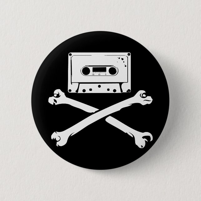 Tape & Crossbones Music Pirate Piracy Home Taping 6 Cm Round Badge (Front)