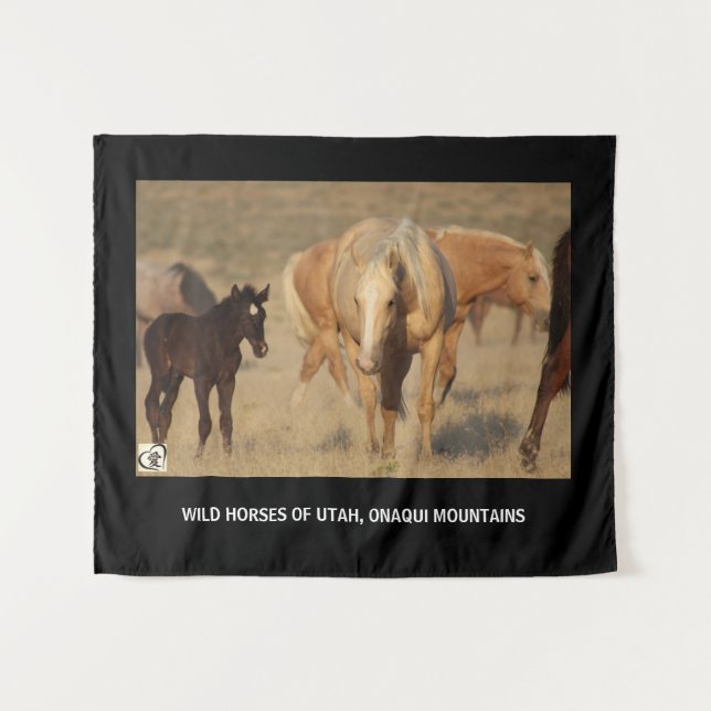 Tapestry WILD HORSES OF UTAH, ONAQUI MOUNTAINS (Front (Horizontal))