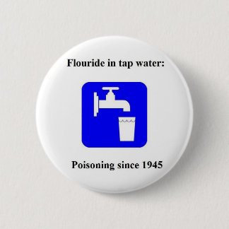 Tapwater 1945 6 cm round badge