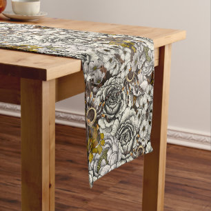 Tarantula garden 2 short table runner