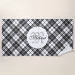 Tartan pattern Christmas black white Monogram Beach Towel<br><div class="desc">Monogram Personalise with your custom initial and name. Tartan pattern holidays Christmas xmas black white elegant lines geometric cool fun classic elegance
christmas,  tartan,  pattern,  holidays,  xmas,  black and white,  elegant,  lines,  geometric,  cool,  fun,  classic,  elegance</div>