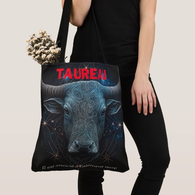 Taureau Bag Taureau (Close Up)