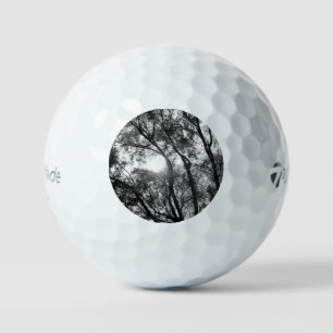TAYLOR MADE TP5 Golf Balls ART AND DESIGN STYLE