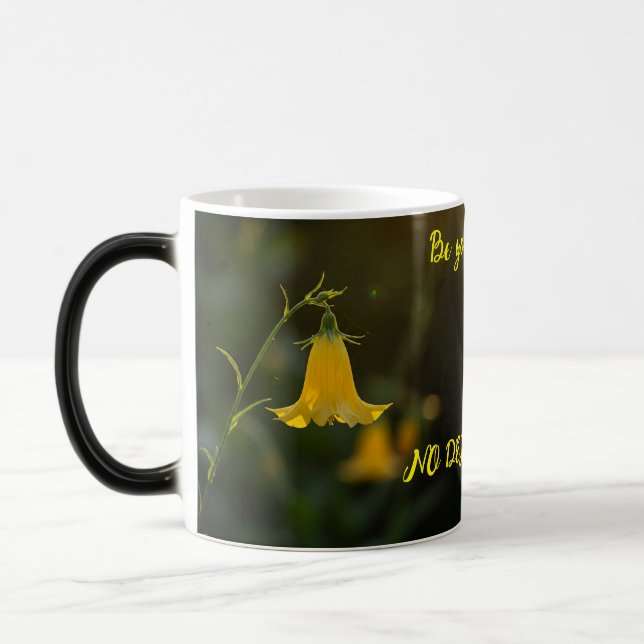 Taza Flor Campana Yellow Magic Mug (Left)