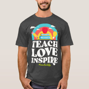 Teach Love Inspire Teacher Life Vintage Rainbow Le T-Shirt