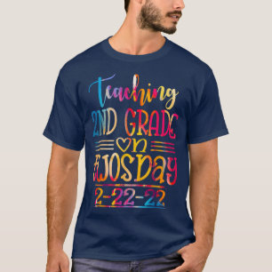 Teaching 2nd Grade On Twosday 2-22-22 22nd Februar T-Shirt