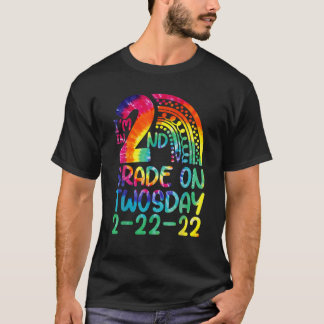 Teaching 2Nd Grade On Twosday 2-22-22 22Nd Februar T-Shirt
