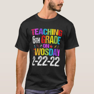Teaching Sixth Grade On Twosday 2/22/2022 Cute Mat T-Shirt