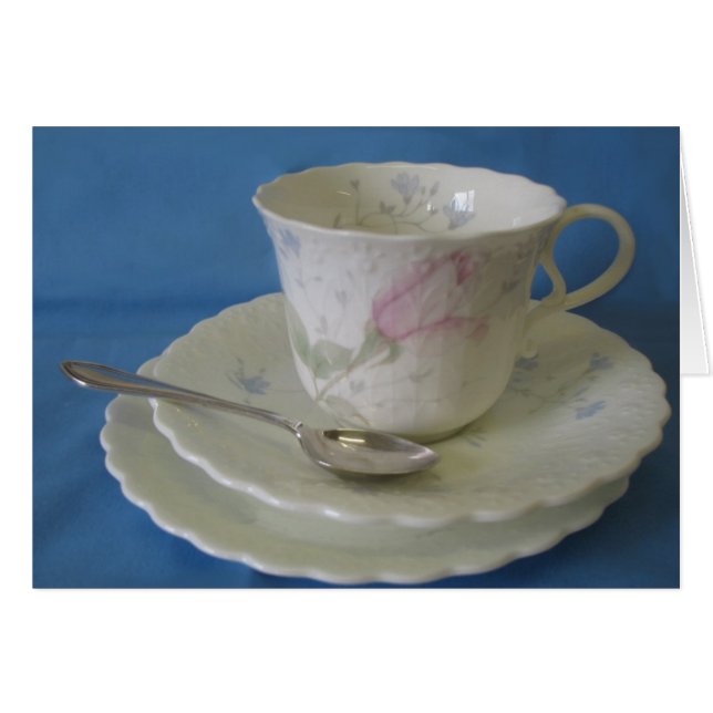 Teacup (Front Horizontal)