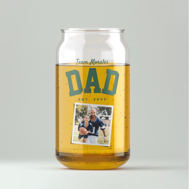 Team dad family name one photo sporty green can glass (Creator Uploaded)