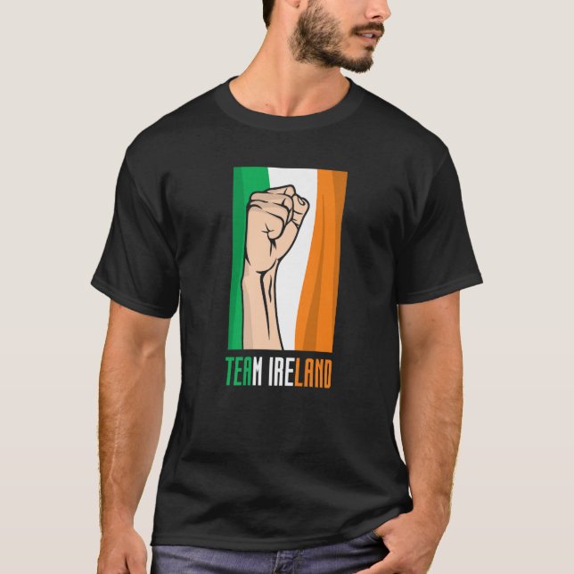 Team Ireland St Patricks Day Gaelic Irish Leprecha T-Shirt (Front)
